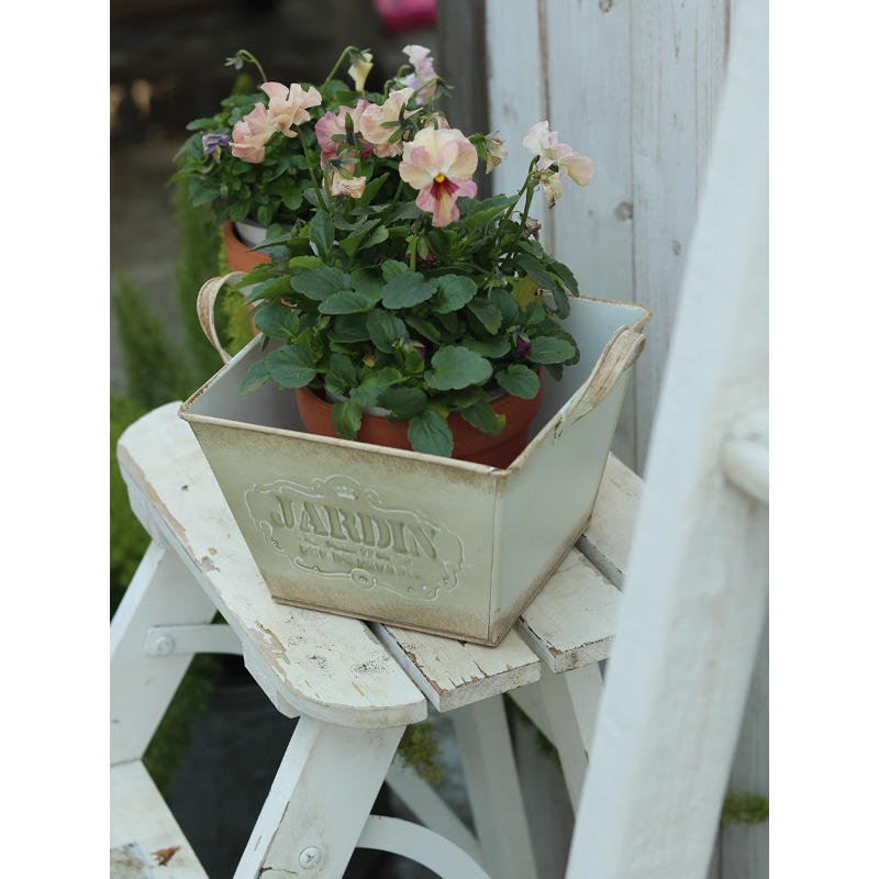 Pot à fleurs vintage en étain  - Gardening Tools In English avis et prix